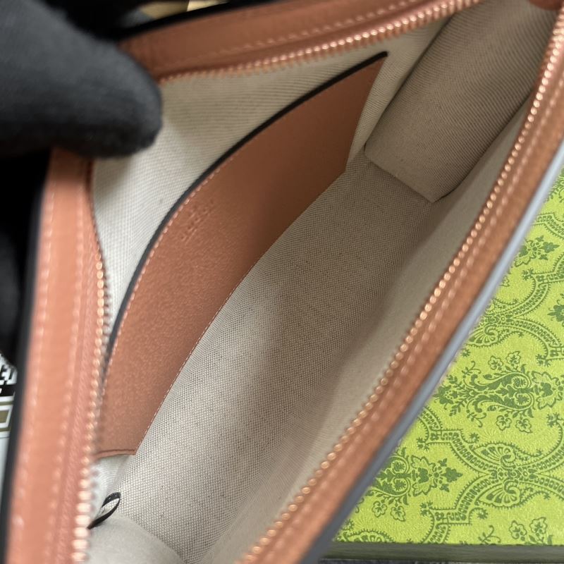 Gvc*1 clutch bags